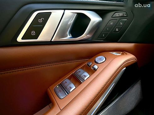 BMW X7 2023 - фото 17