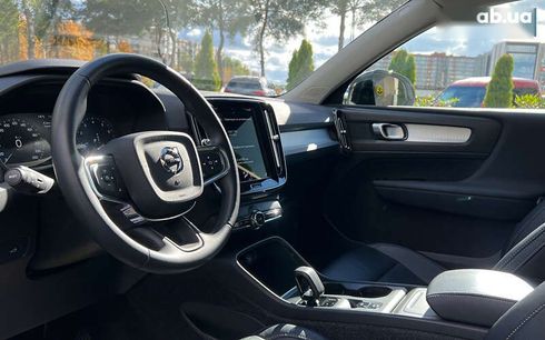 Volvo XC40 2022 - фото 10