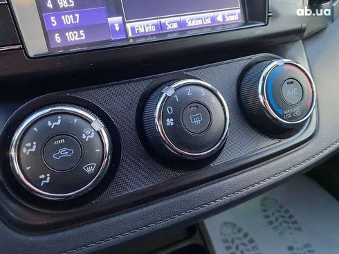 Toyota RAV4 2017 - фото 19