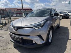 Купити Toyota C-HR бу в Україні - купити на Автобазарі