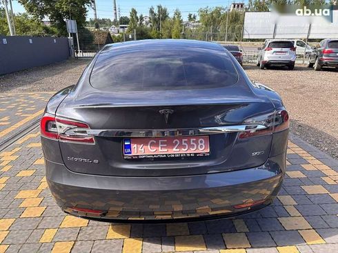 Tesla Model S 2017 - фото 9