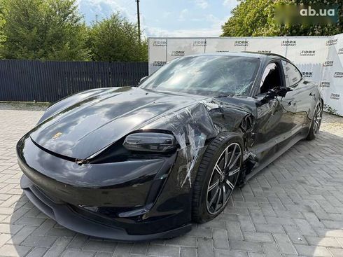 Porsche Taycan 2021 - фото 20