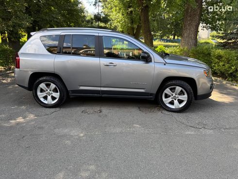 Jeep Compass 2016 серый - фото 5