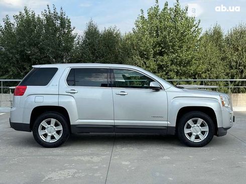 GMC Terrain 2011 - фото 17