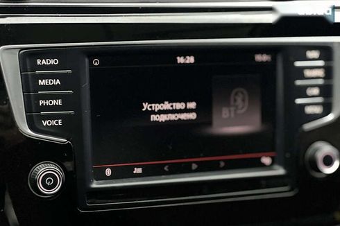 Volkswagen Touran 2015 - фото 12