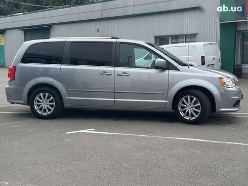 Dodge grand caravan 2017 - фото 4