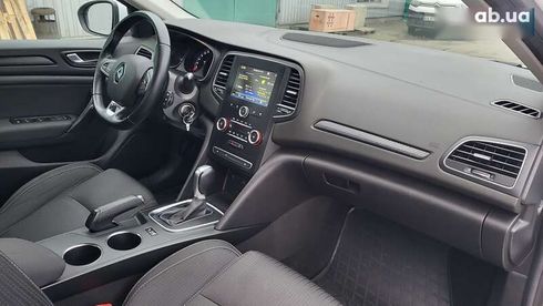 Renault Megane 2020 - фото 25