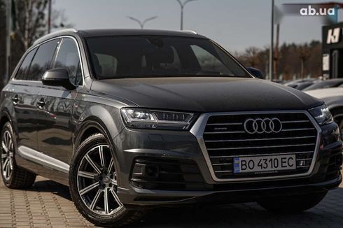 Audi Q7 2018 - фото 9