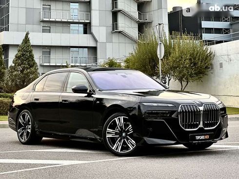 BMW 7 серия 2024 - фото 21