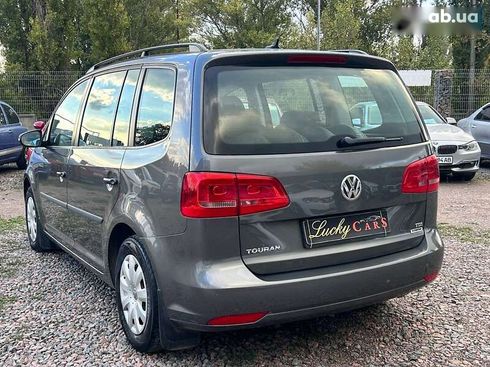 Volkswagen Touran 2015 - фото 6
