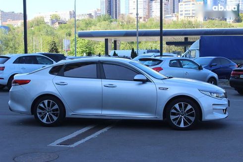 Kia K5 2016 - фото 6