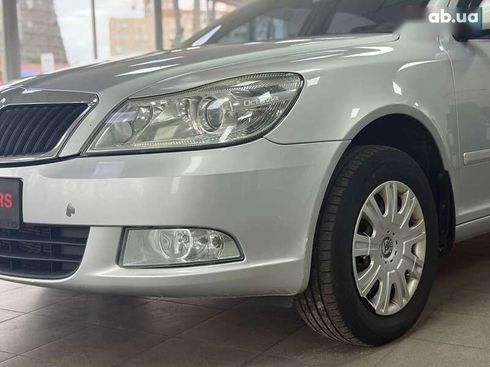 Skoda Octavia 2011 - фото 5