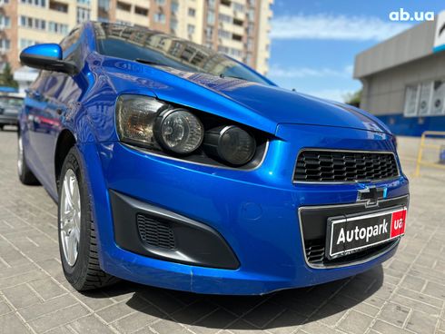 Chevrolet Aveo 2012 синий - фото 9