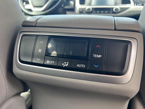 Toyota Highlander 2019 серый - фото 21
