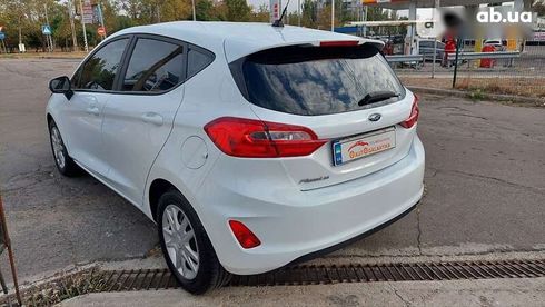 Ford Fiesta 2018 - фото 4