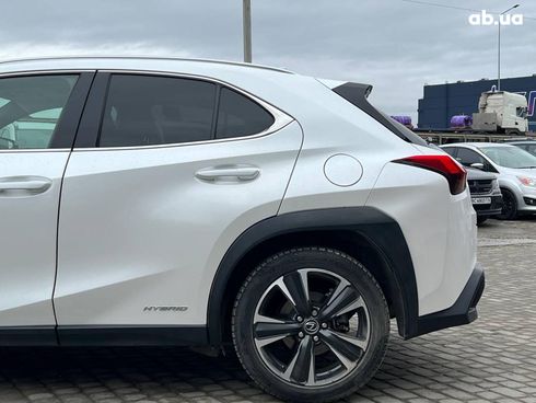 Lexus UX 2019 белый - фото 4