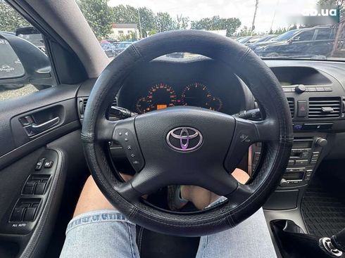Toyota Avensis 2003 - фото 24