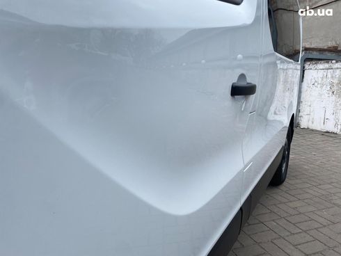 Opel Vivaro 2018 белый - фото 10