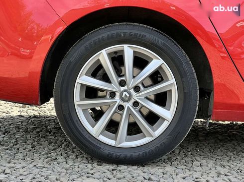 Renault Megane 2017 - фото 22