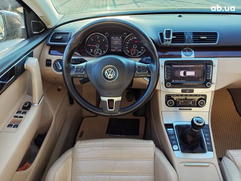Volkswagen Passat 2011 коричневый - фото 27