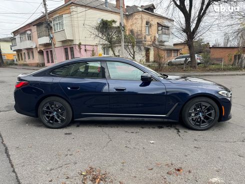 BMW i4 2023 синий - фото 6