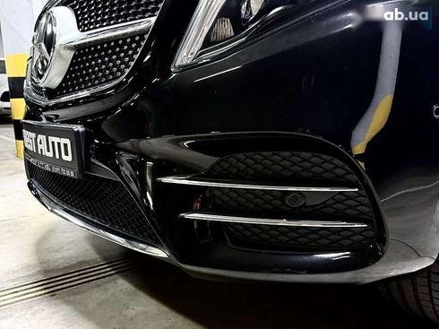 Mercedes-Benz V-Класс 2023 - фото 23