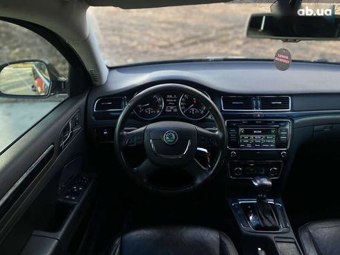 Skoda Superb 2012 - фото 21
