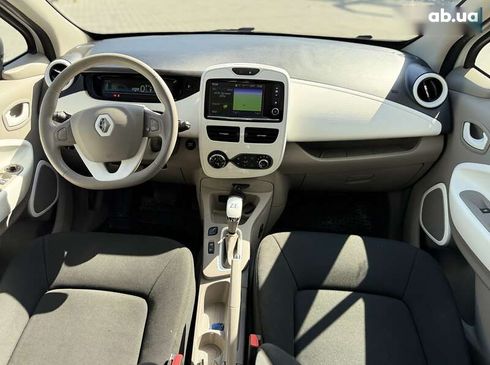 Renault Zoe 2017 - фото 7