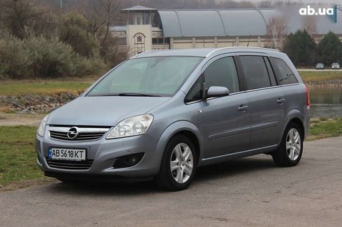 Opel Zafira 2009 - фото 3