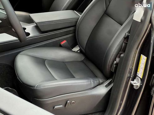 Tesla Model Y 2024 - фото 13