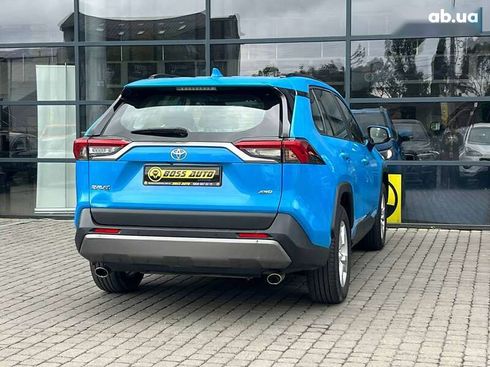Toyota RAV4 2019 - фото 7