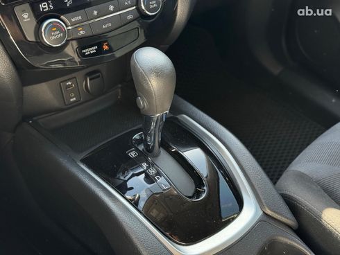 Nissan Rogue 2016 черный - фото 21