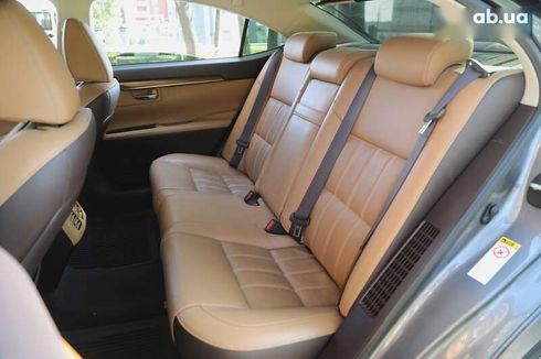 Lexus ES 2018 - фото 9