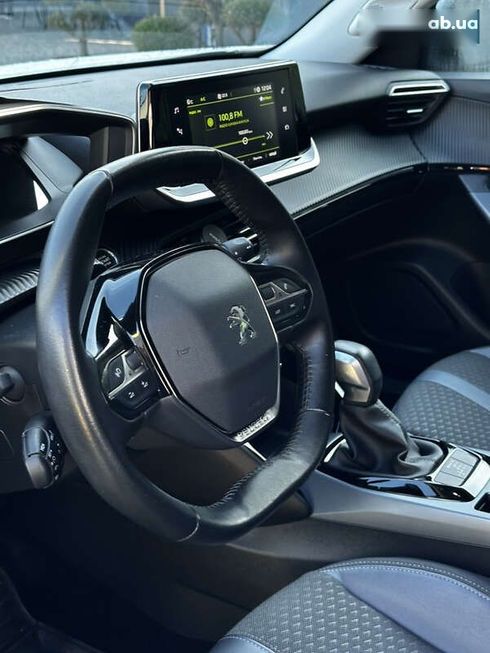 Peugeot 2008 2020 - фото 8