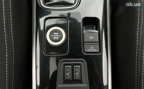 Mitsubishi Outlander 2017 - фото 18