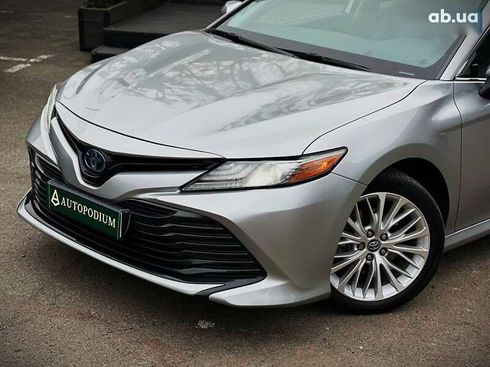 Toyota Camry 2018 - фото 13