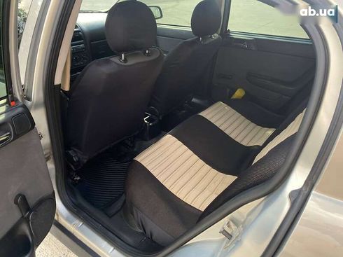 Opel Astra 2008 - фото 25