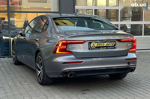 Volvo S60 2019 - фото 5