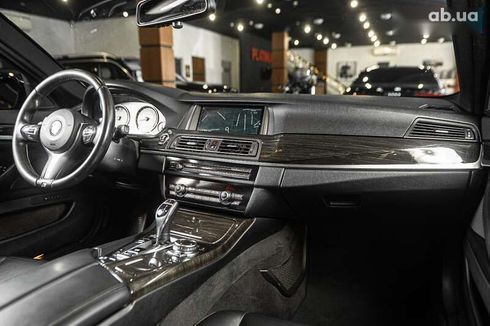 BMW 5 серия 2015 - фото 29