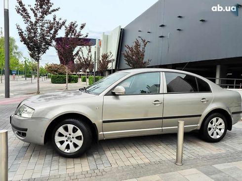 Skoda Superb 2007 - фото 8