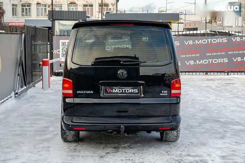 Volkswagen Multivan 2011 - фото 10