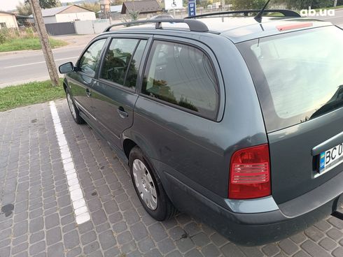 Skoda Octavia 2005 серый - фото 4
