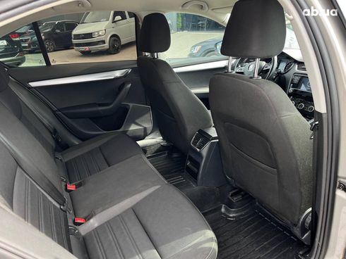 Skoda octavia a7 2017 бежевый - фото 30