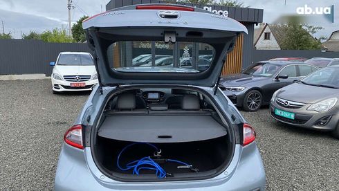 Hyundai Ioniq 2017 - фото 28