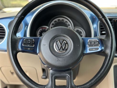 Volkswagen Beetle 2015 синий - фото 16