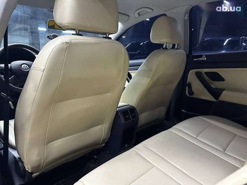 Volkswagen Golf 2004 - фото 17