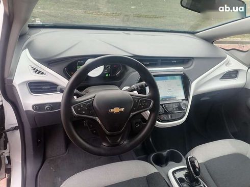 Chevrolet Bolt 2017 - фото 16