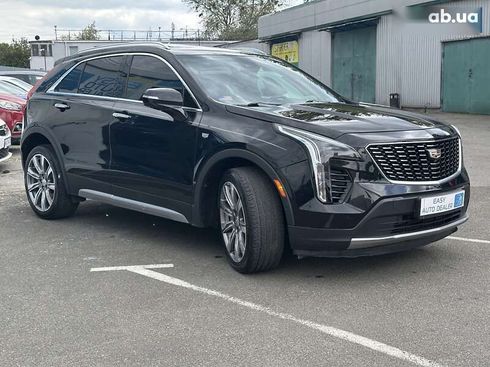 Cadillac XT4 2018 - фото 3
