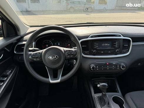 Kia Sorento 2015 красный - фото 17