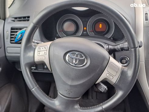 Toyota Auris 2007 серый - фото 6